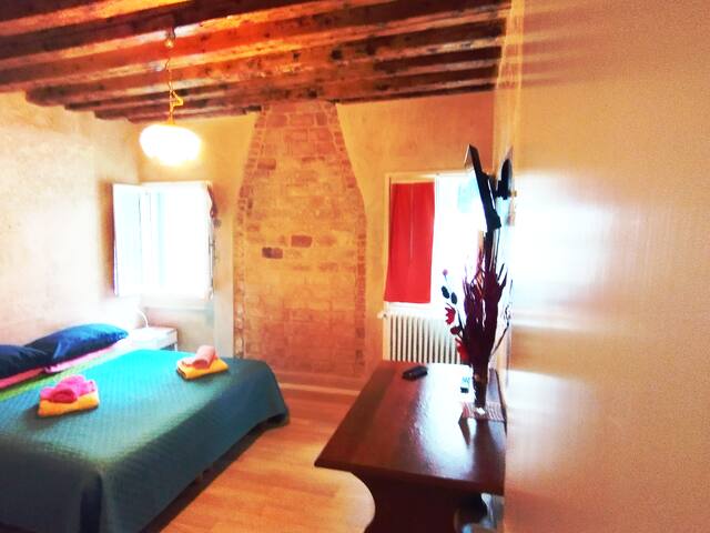 Cà Lirica:la tranquillità a pochi passi dal centro gallery image 4