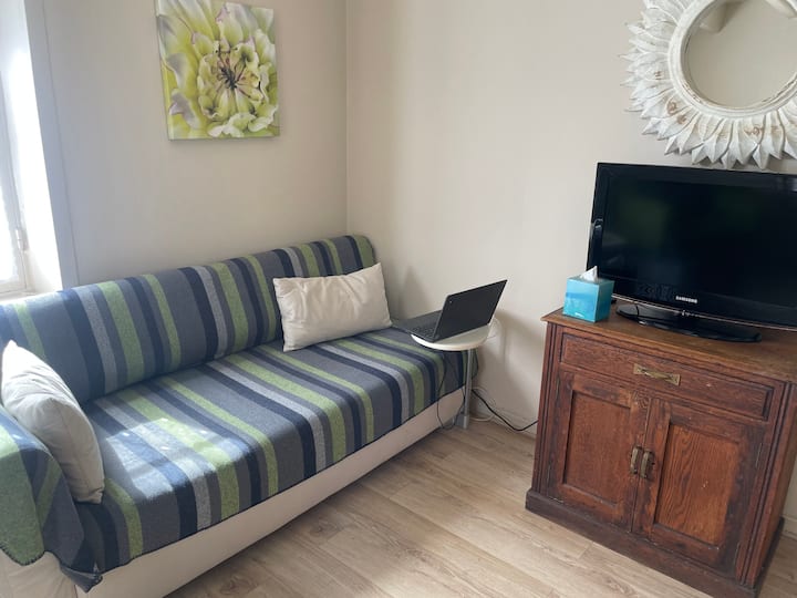 2 Bedroom - Walking Distance To Beach, Bars, Food - Bretignolles-sur-Mer