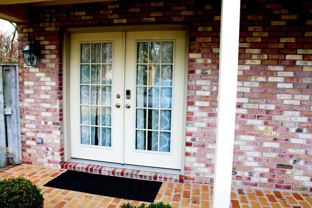 Private Entrance