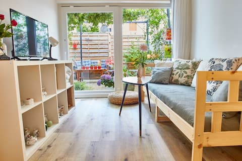 Annonce Airbnb populaire: *In the Garden* Quiet Luxury Breakfast (Parking) à Schiltigheim