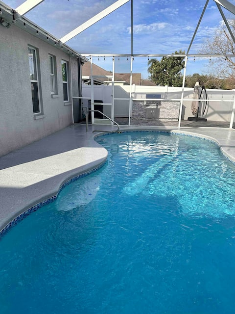 Studio with Pool