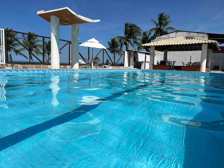 1st floor apartment facing the sea on Guaibim Beach