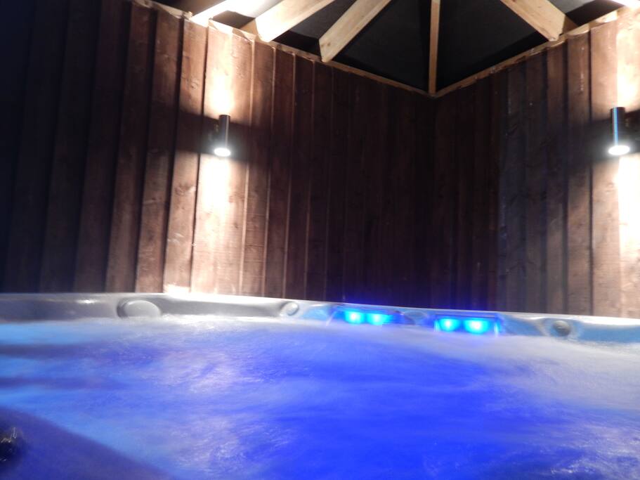 Outdoor covered Hot Tub