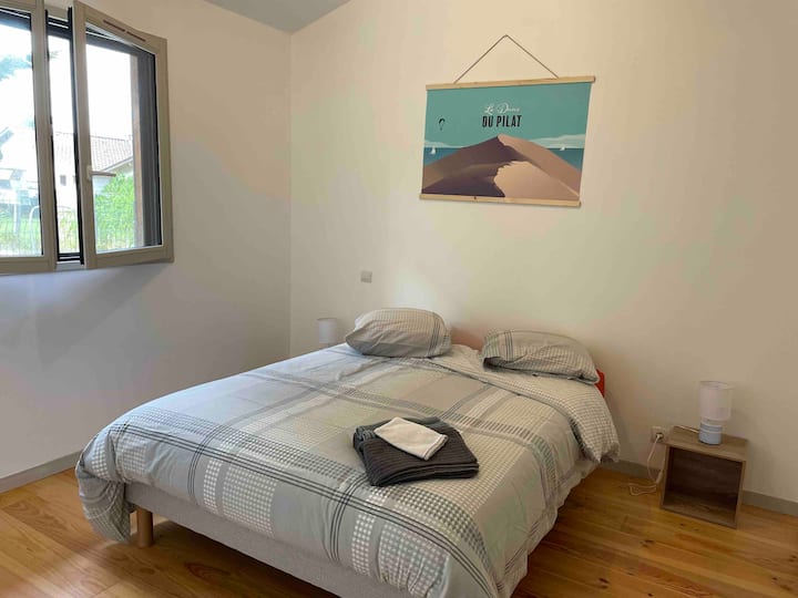 Chambre 2 (lit Imper90)