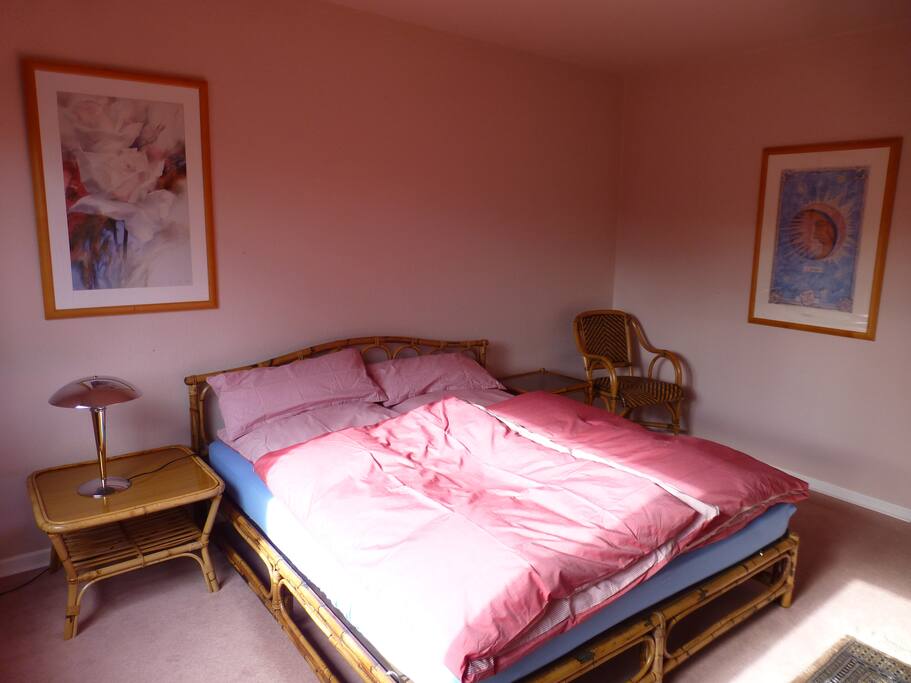 das Bett