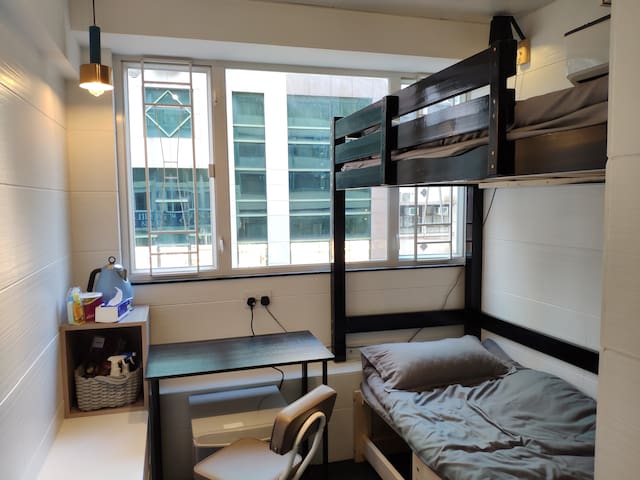 Cozy, New Ren. comfort for 2 pax, City hotspot