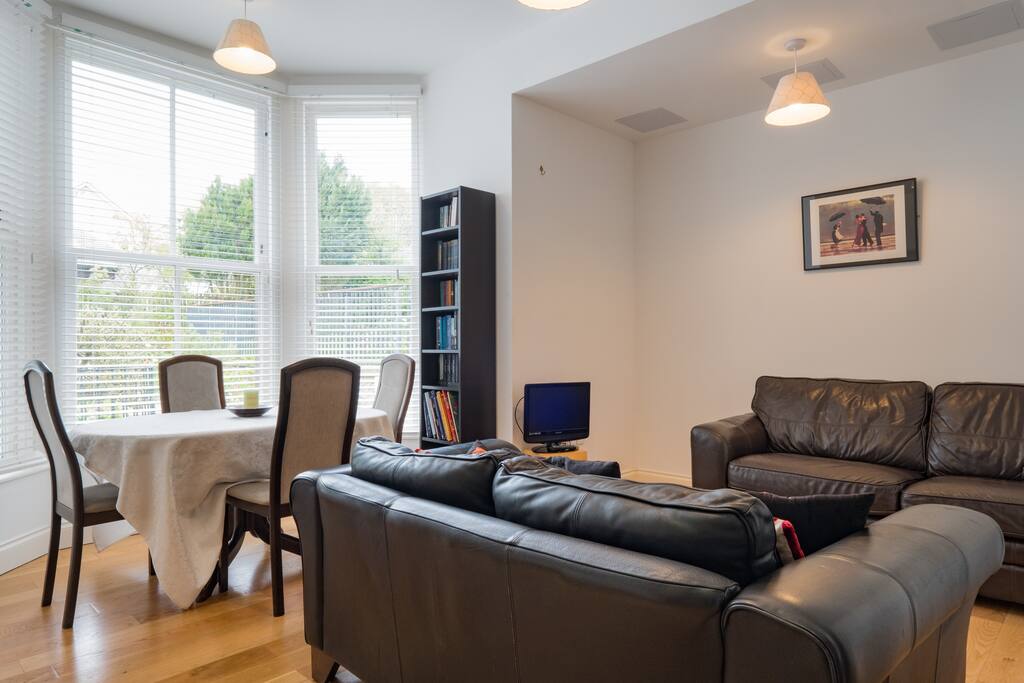 Open Plan Dining Living Area