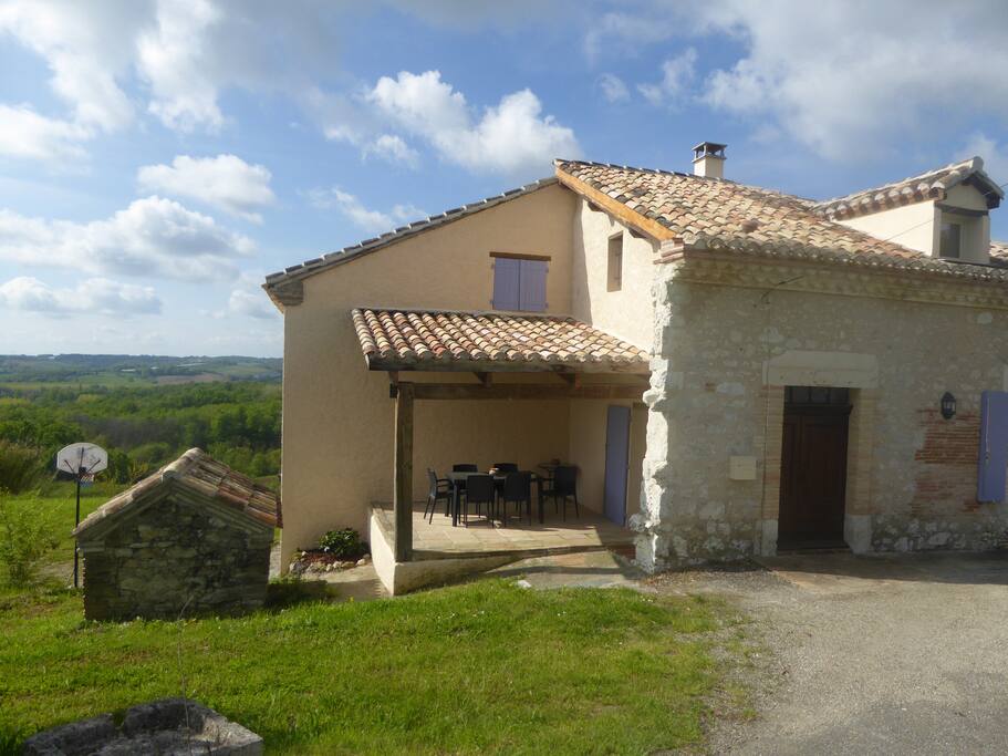 terrasse d'entrée