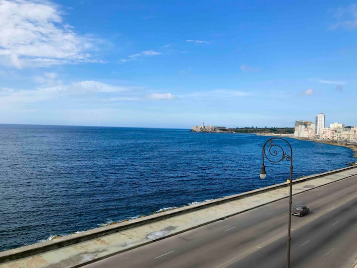 Beautiful independent apartment with ocean views. Apartments for Rent