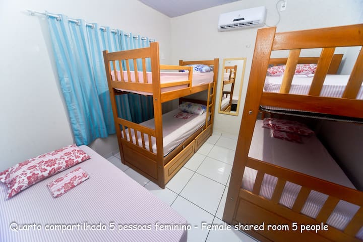 HABITACIÓN PARA 5 PERSONAS.