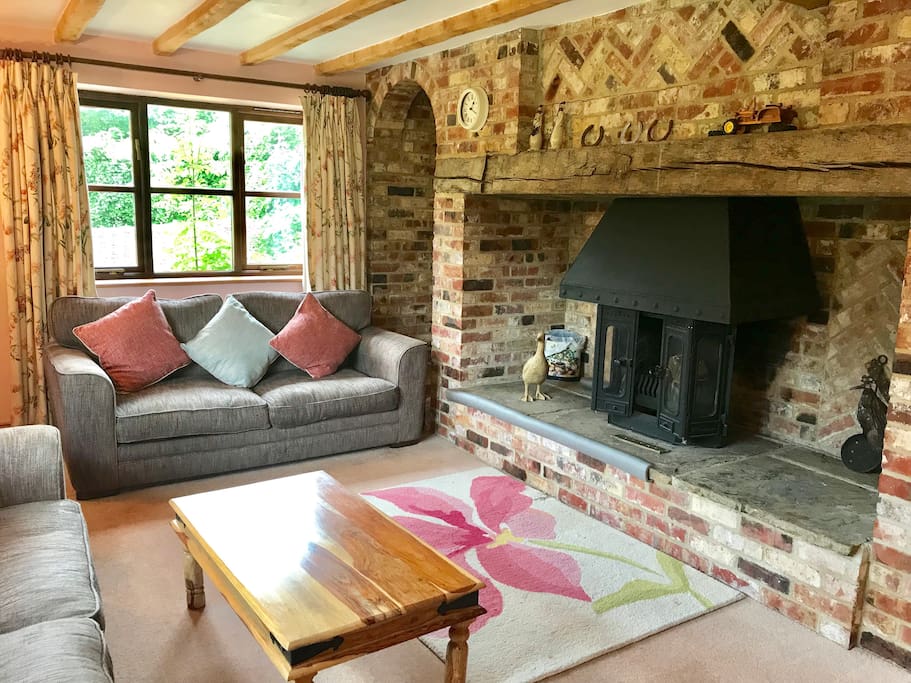 Living room with fireplace (display only)