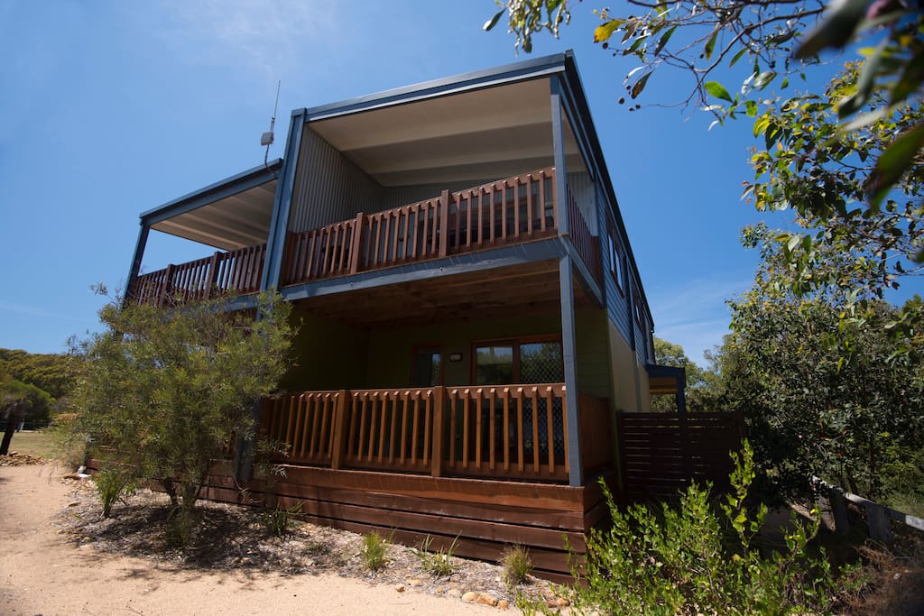 Front view of the Villa's in their Bush setting