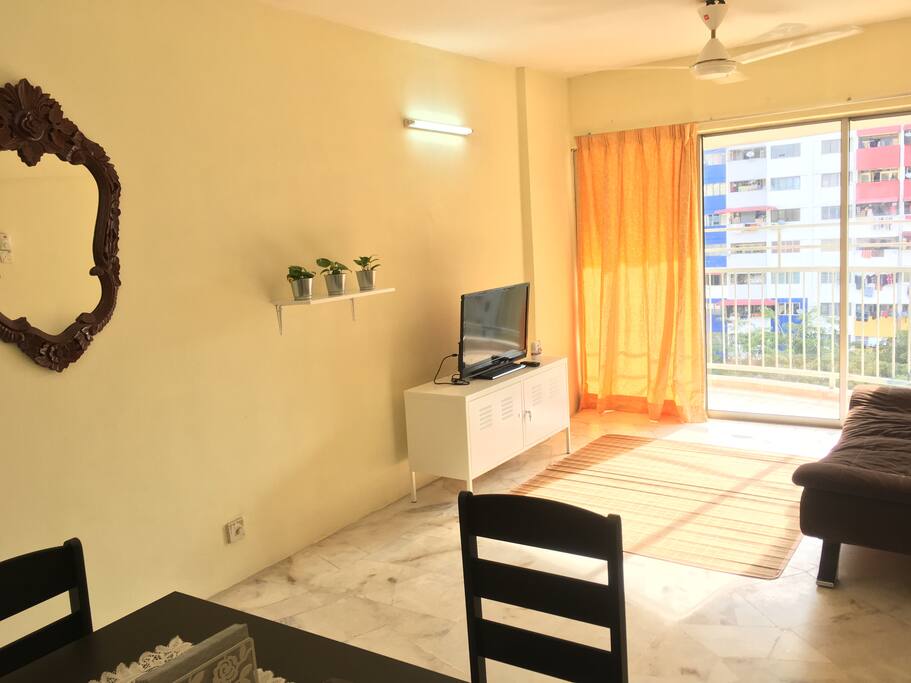 Homestay near UM, LRT &Mid Valley - Vista Angkasa ...