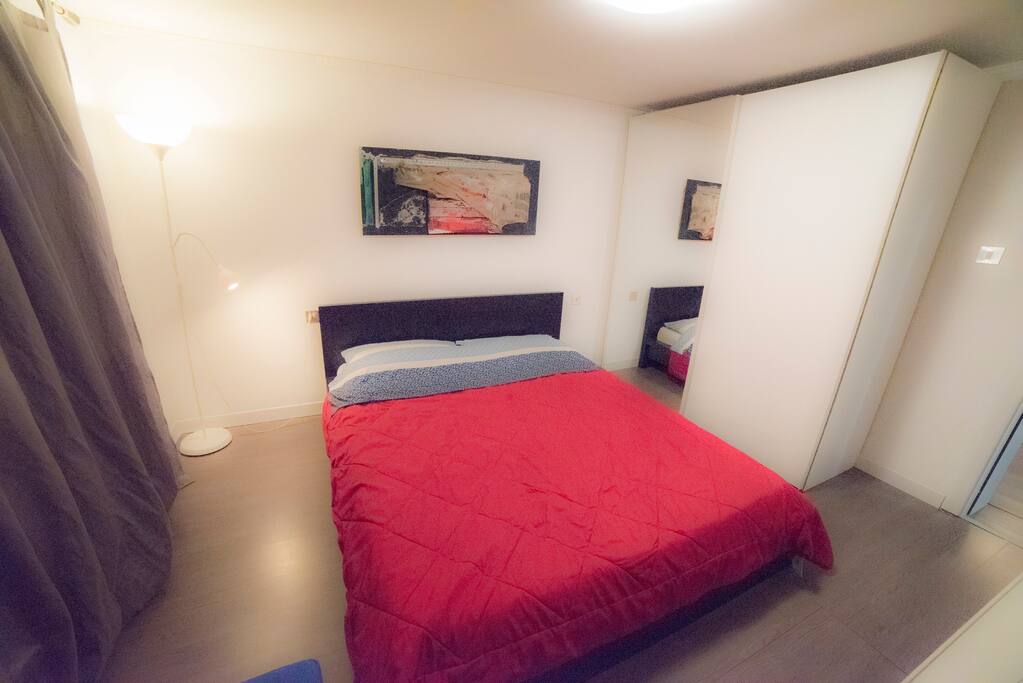 Second king size room also with LCD tv .
