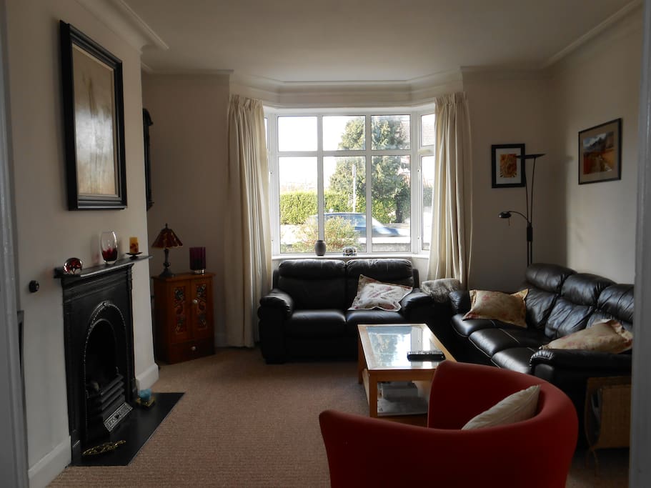 Front lounge room