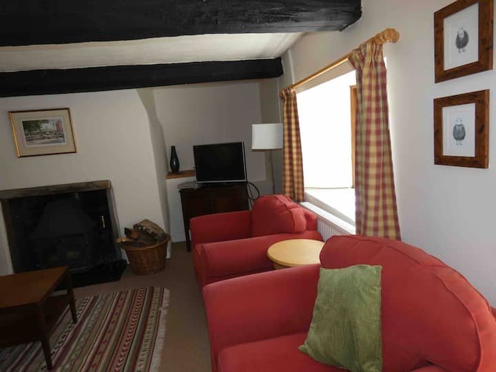 Hen Ty Pantygelli - Abergavenny