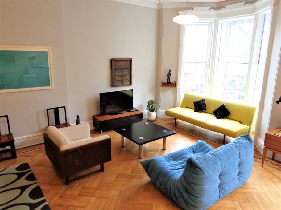The apartment offers free WI-FI and all the amenities one needs.