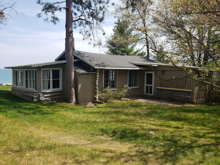 12 Best PetFriendly Cabins Near Oscoda, Michigan Updated 2024 Trip101