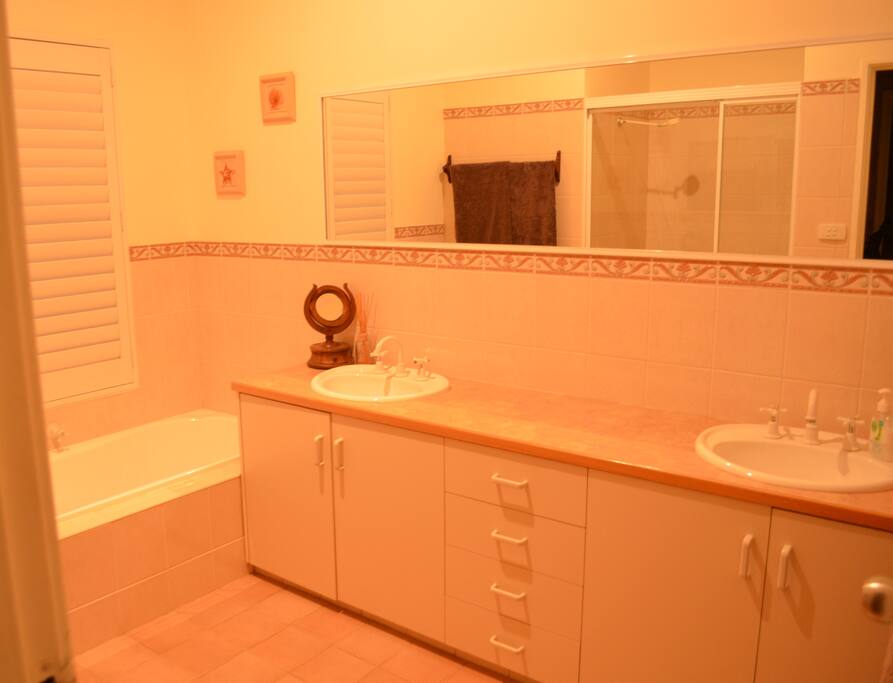 Main bathroom