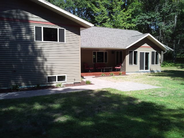 Airbnb Lake Nokomis Vacation Rentals Places To Stay