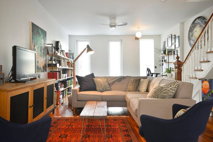 Tranquility & convenience in Bklyn gallery image 3