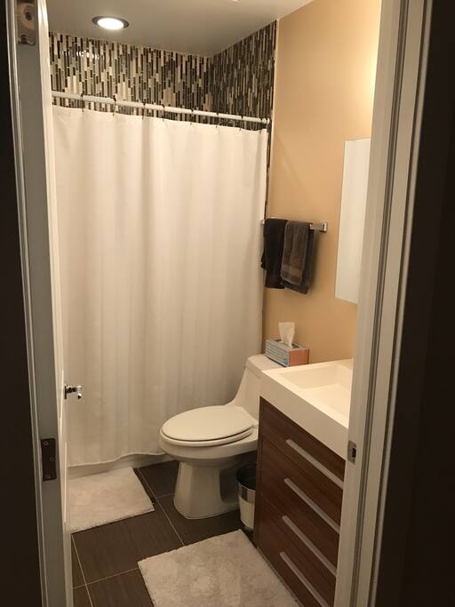 Private full bath