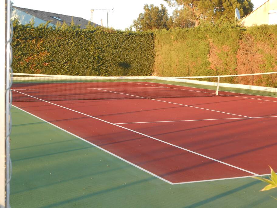 Terrain de tennis