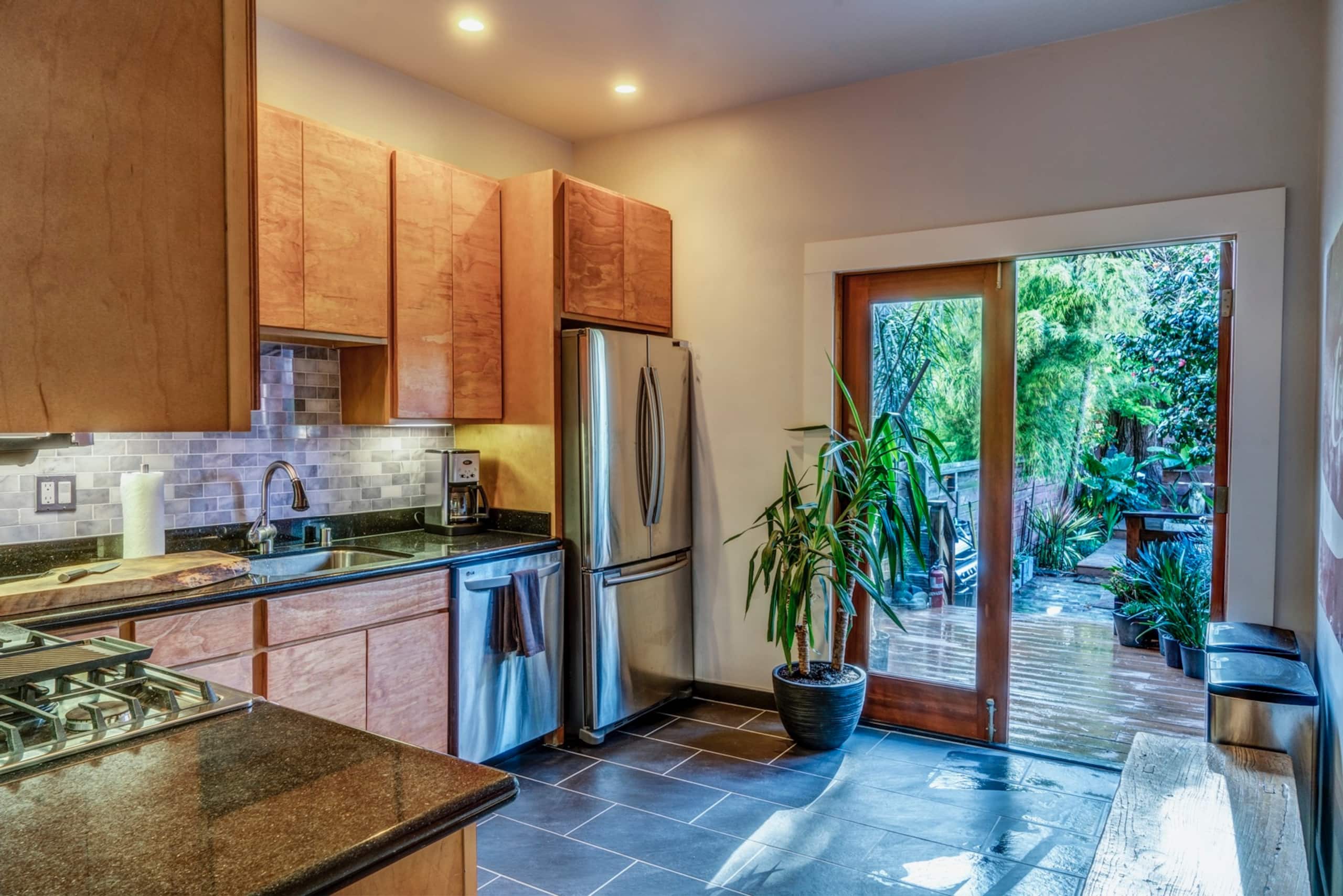 Townhouse in San Francisco · ★4.89 · 2 bedrooms · 3 beds · 1.5 baths - Image 3