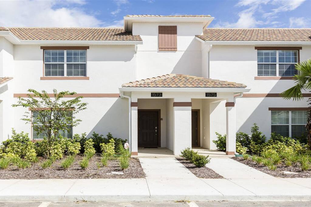Sweet Home Vacation Disney Rentals Vacation Homes Florida Orlando Champions Gate Resort