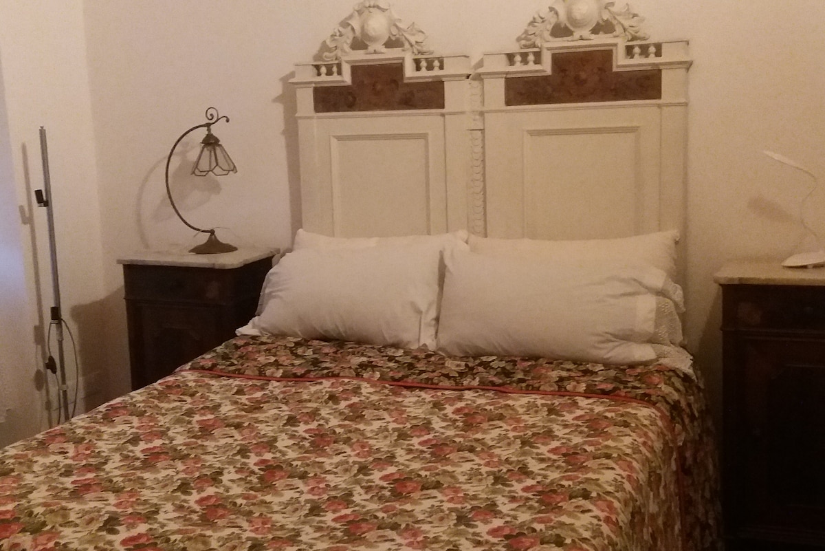 1910 מגבות מיטה צרפתיות "גלוריה"