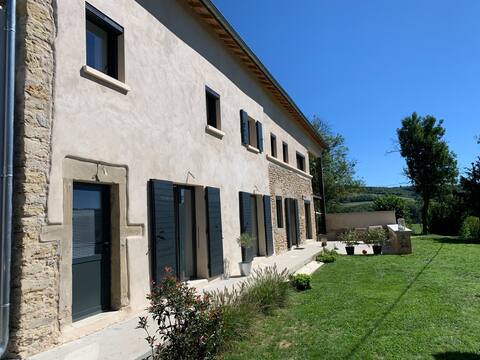 Pierre Farm in Hauterives 6 to 8 People