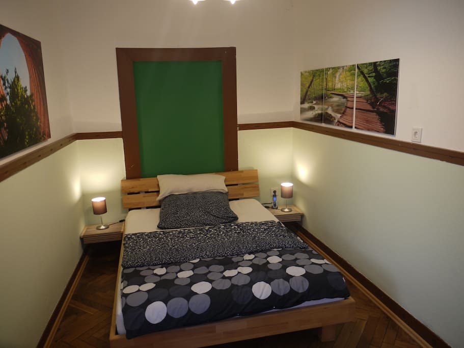 Französisches Bett 140cm x 200cm