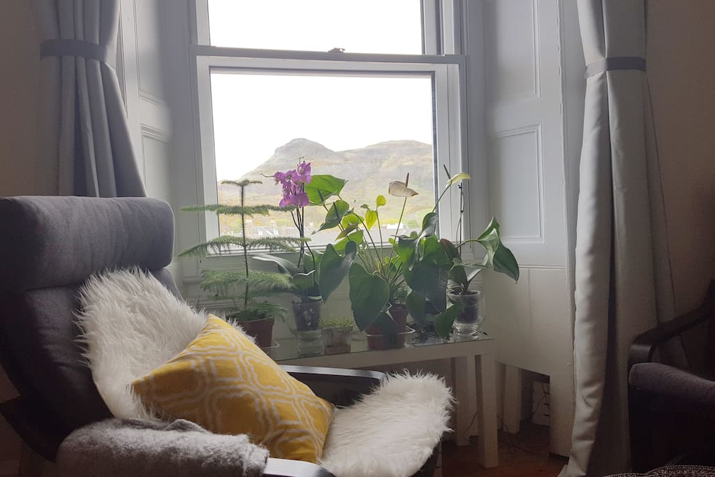 Large cozy living room with views of Arthur's Seat
