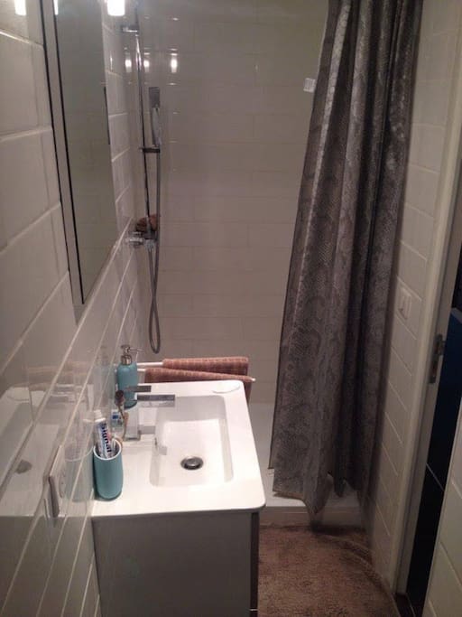 Douche/ Shower