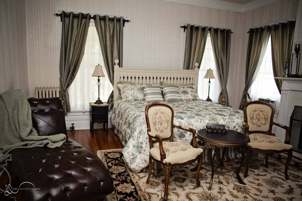 King bed