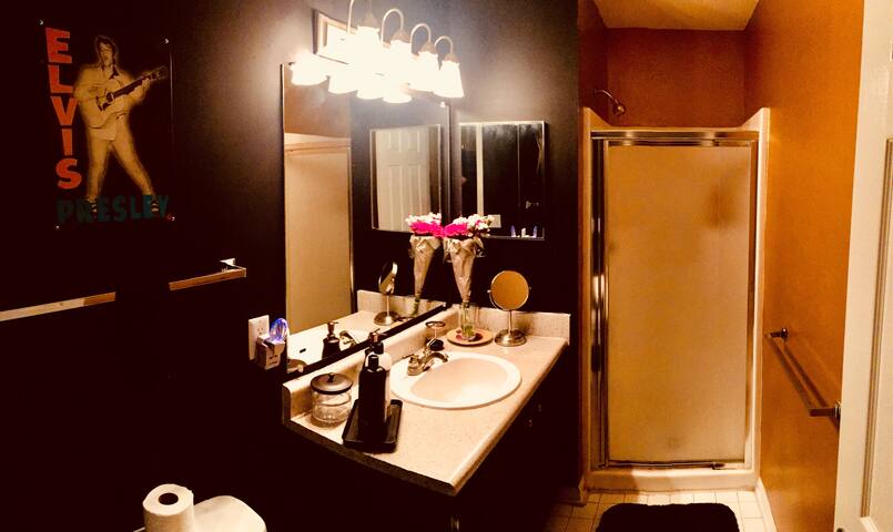 Vacation Rentals Homes Experiences Places Airbnb