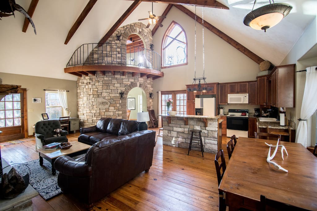 Sprawling open living room with vaulted ceiling