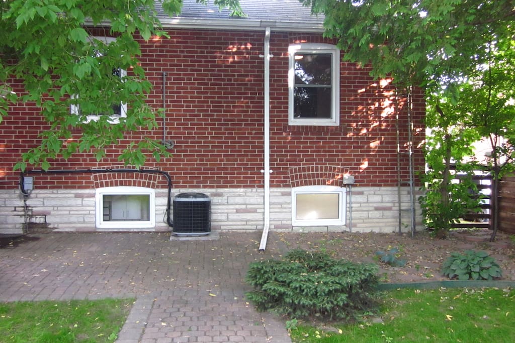 View of the bsmt apt from backyard