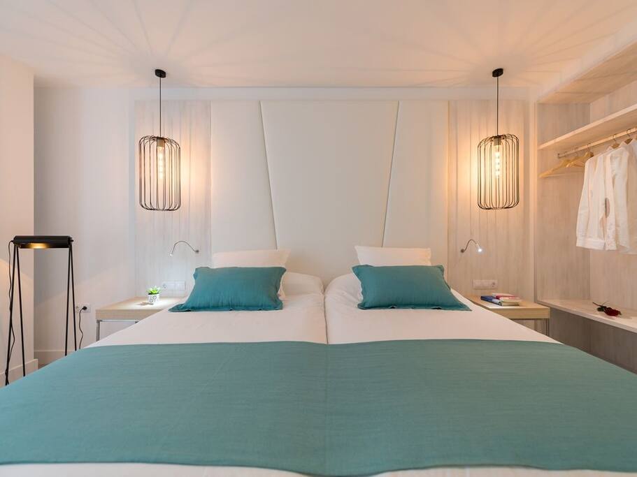 Guest room