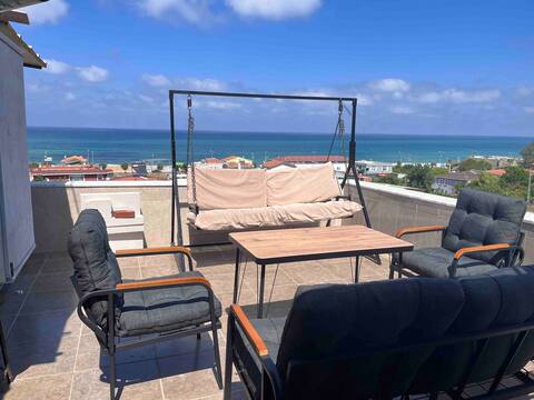 CalmHouse-NearISTairport-seaview
