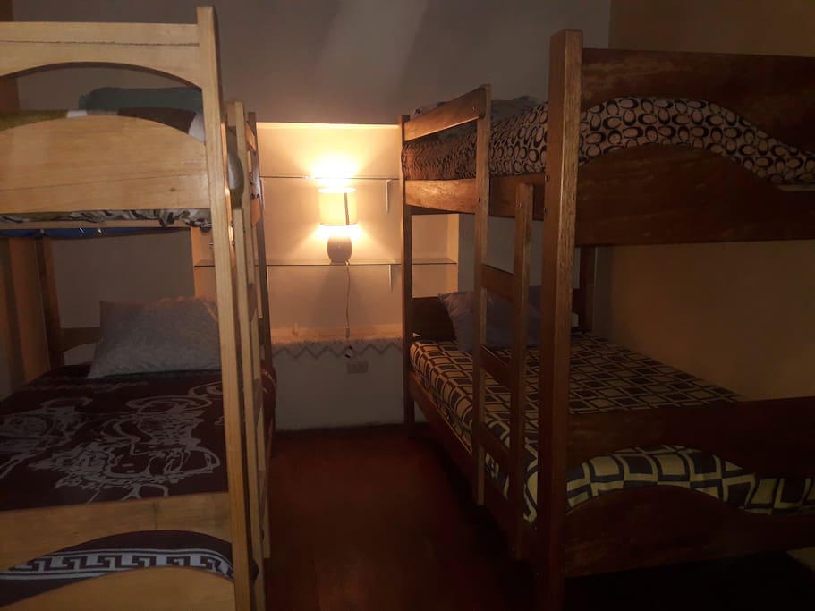 Dormitorio con litera