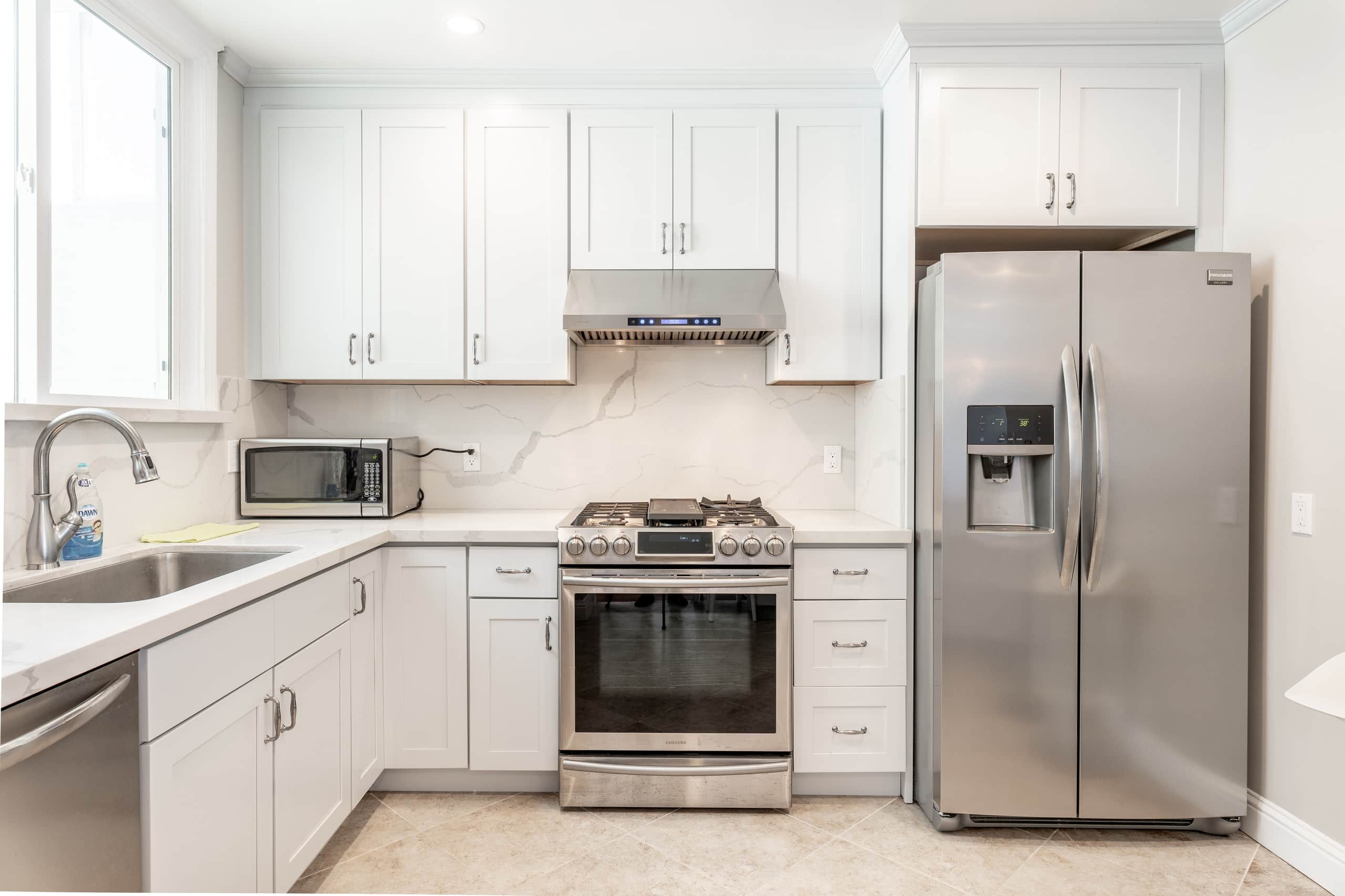 Home in San Francisco · ★4.98 · 4 bedrooms · 5 beds · 2 baths - Image 7