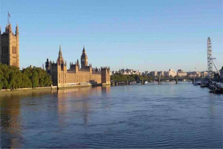 Westminster Great River View Apart gallery image 4