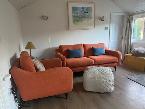 Popular Airbnb listing: On the dunes @ Humberston Fitties in Humberston