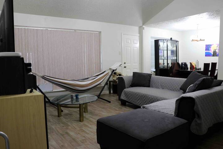 Chill room for chill guests! Room 1