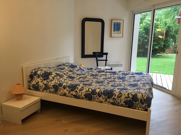 Chumba cha kulala kilicho na bafu la kujitegemea