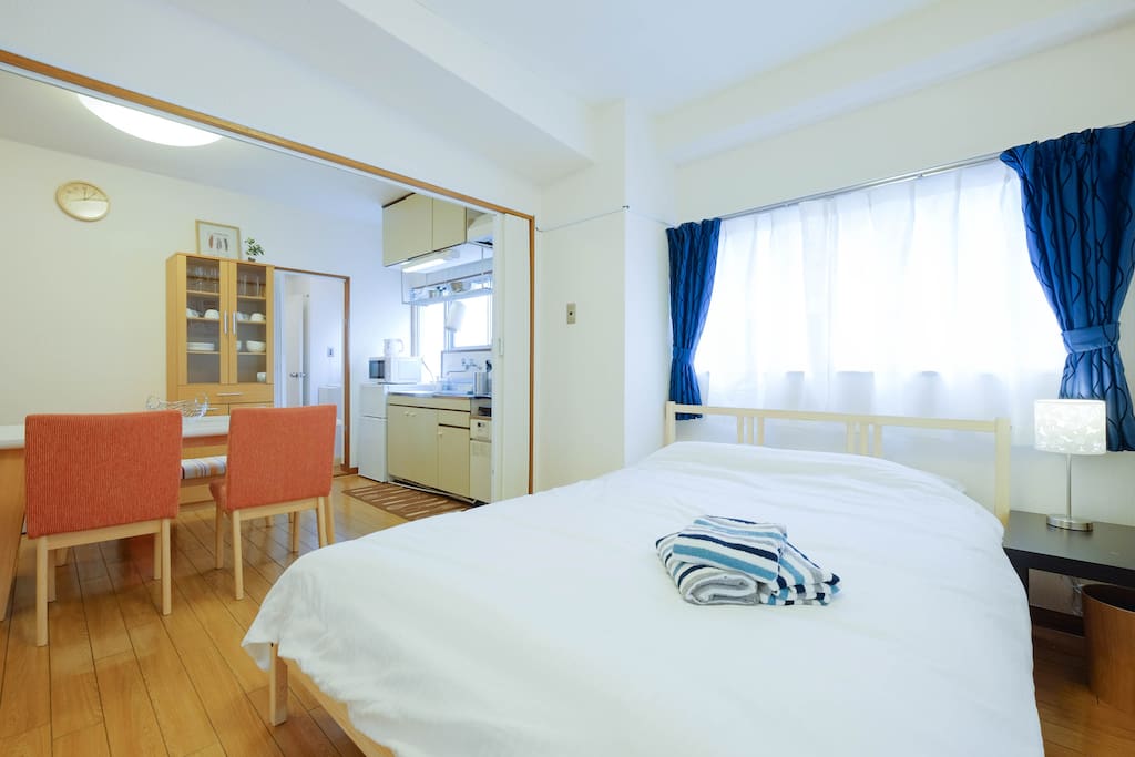 Bed room