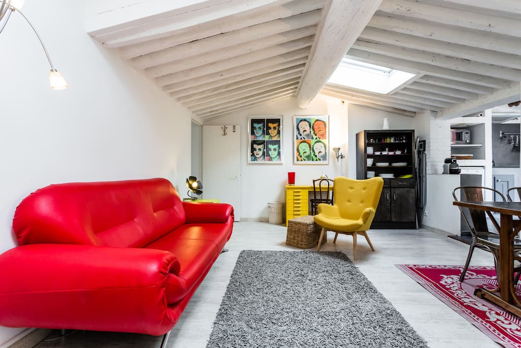 Salon
sitting room