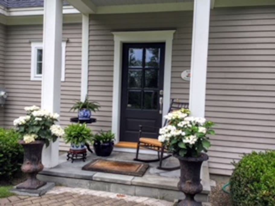 Rose Cottage Welcomes You!