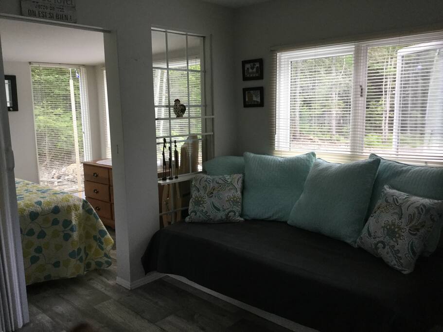Cozy sofa (bed#2)